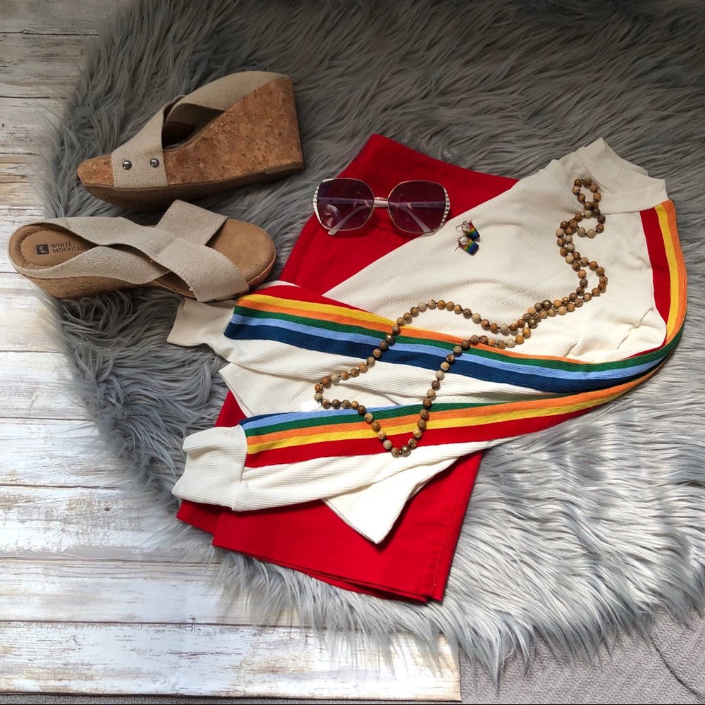 Rainbow 🌈 stripe ivory long sleeve crop, sm-m
